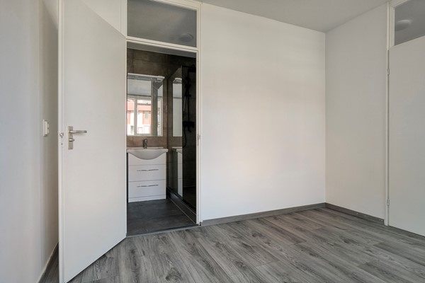Medium property photo - Graaf Balderikstraat 85, 3032 HD Rotterdam